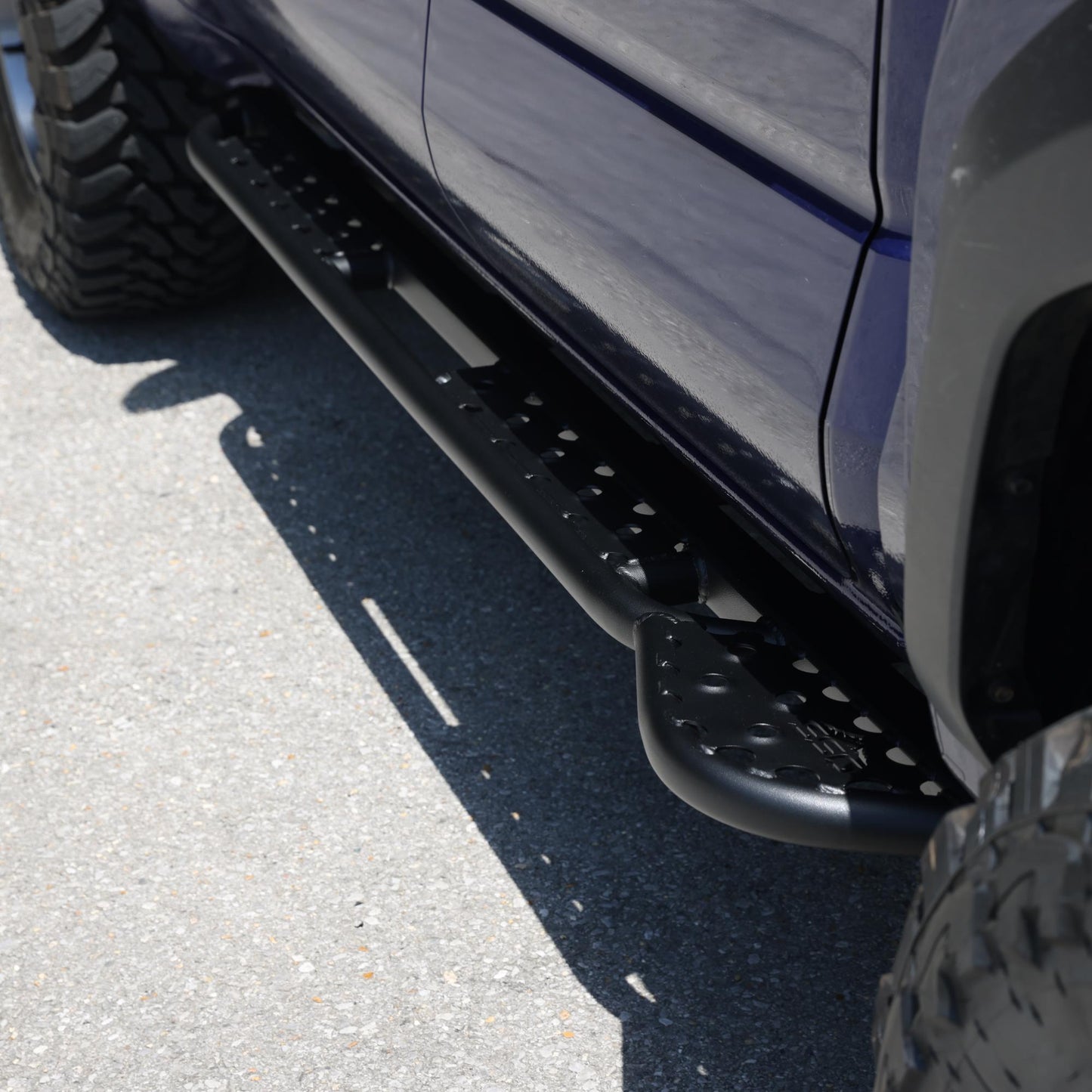 Southern Style Rock Sliders 2024+ Tacoma Double Cab Short Bed