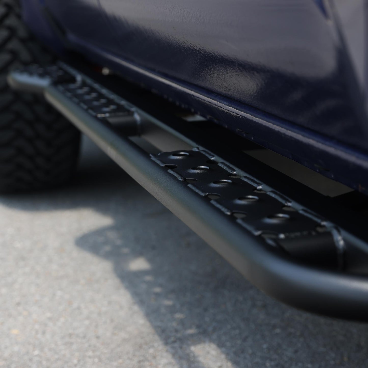 Southern Style Rock Sliders 2024+ Tacoma Double Cab Short Bed