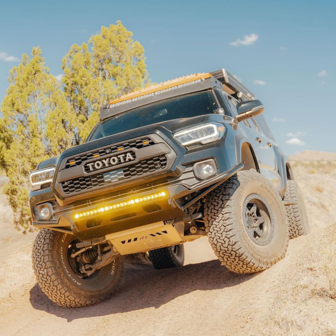 Southern Style 16-23 Tacoma Slimline Tube Front Bumper