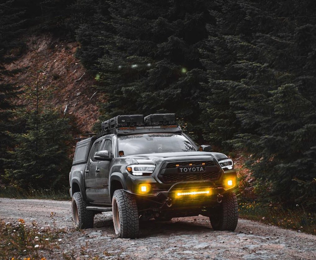 Southern Style 16-23 Tacoma Slimline Tube Front Bumper
